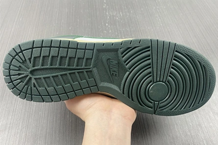 High-tier replica Affordable 1370 Nike Dunk Low Vintage Green (W) DQ8580-100