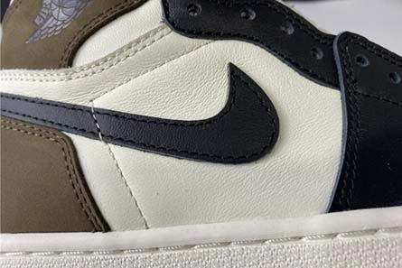 High-tier replica Air Jordan 1 High OG “Dark Mocha” 555088-105 Trendy 3893