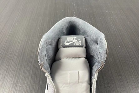 Air Jordan 1 High OG ‘Stealth 555088-037 Durable 2624