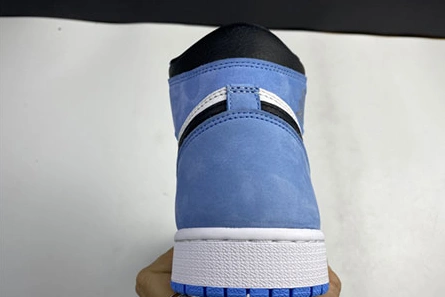 Everyday-priced Air Jordan 1 High OG University Blue 555088-134 Sophisticated 3498