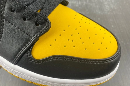 Savvy-priced Air Jordan 1 Low “ Yellow Ochre” 553558-072 Affordable 1610