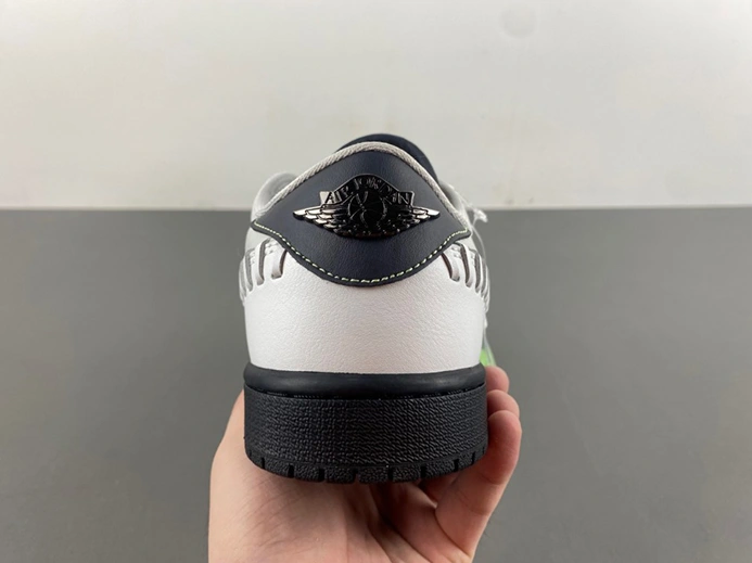 Clearance-priced Air Jordan 1 Low HM3689-001 Breathable 368