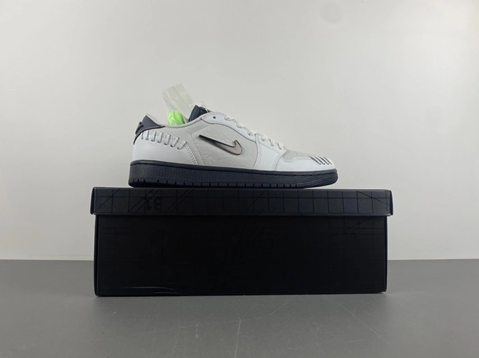 Air Jordan 1 Low HM3689-001 Breathable 368