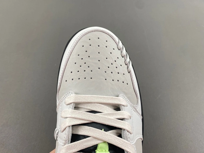Clearance-priced Air Jordan 1 Low HM3689-001 Breathable 368