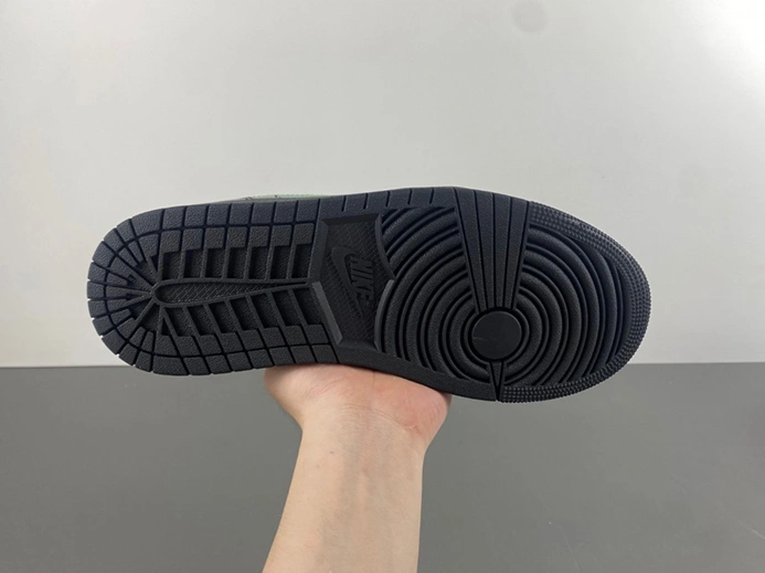 Top-grade copy Air Jordan 1 Low HM3690-001 Bright 9882