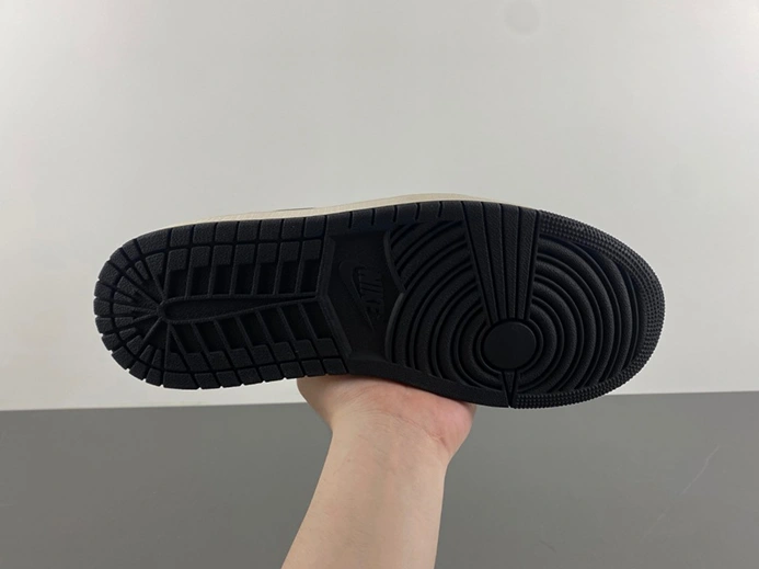 Non-authentic version Air Jordan 1 Low OG “Mocha” CZ0790-102 Sophisticated 2399