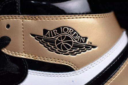 Style match Air Jordan 1 Metallic Gold 861428-007 Flexible 7776