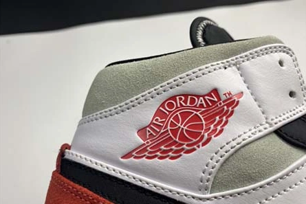 Marked-down Air Jordan 1 Mid 852542-100 Refined 4872