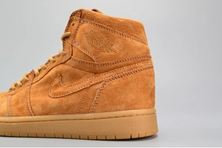 Clearance-priced Air Jordan 1 Retro High OG Refined 3341