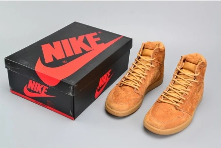 Clearance-priced Air Jordan 1 Retro High OG Refined 3341