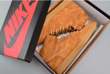 Clearance-priced Air Jordan 1 Retro High OG Refined 3341