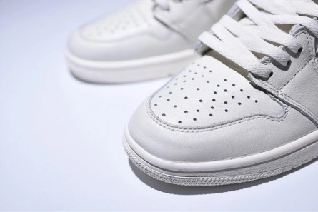 Low-cost Air Jordan 1 Retro High OG Sail MENS 555088-114 Trendsetting 3135