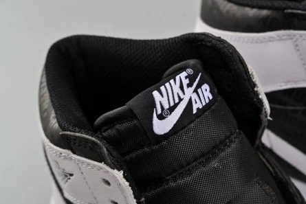 Modestly priced Air Jordan 1 Retro High RE2PECT Jeter 555088-008 EyeCatching 863