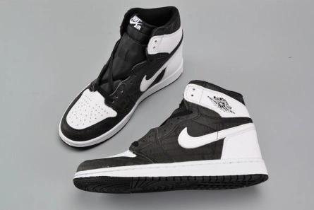 Modestly priced Air Jordan 1 Retro High RE2PECT Jeter 555088-008 EyeCatching 863