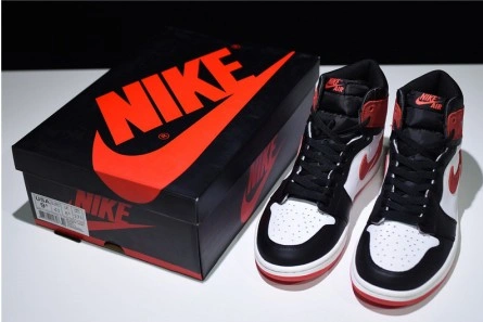 Economical Air Jordan 1 Retro Track Red 555088 -112 BestValue 8153