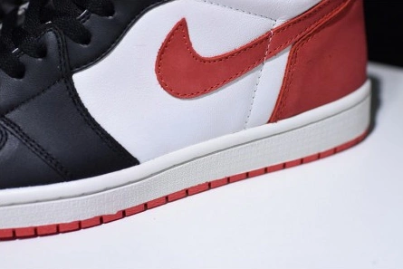 Economical Air Jordan 1 Retro Track Red 555088 -112 BestValue 8153