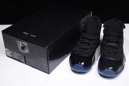 Reasonably priced Air Jordan 11 “Cap and Gown” black  378037-005 Versatile 4652