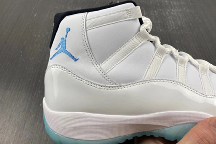 Clone Air Jordan 11 