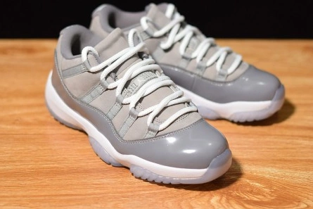 Style match Air Jordan 11 Low Cool Grey 528895-003 EasyMatch 8810