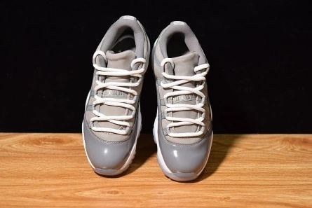 Style match Air Jordan 11 Low Cool Grey 528895-003 EasyMatch 8810