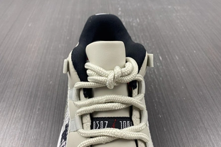 Mirror Air Jordan 11 Low Snake Light Bone CD6846-002 Refined 2977