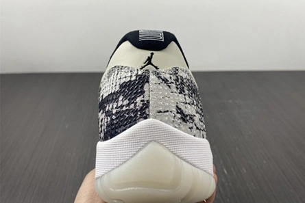 Air Jordan 11 Low Snake Light Bone CD6846-002 Refined 2977