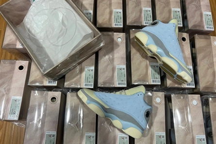Reasonably priced Air Jordan 13  SOLEFLY DX5763-100 Bright 9260