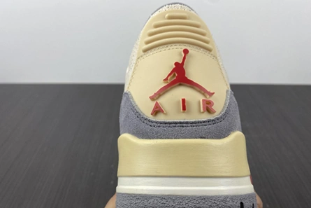 Air Jordan 3 “MUSLIN DH7139-100 Unique 704