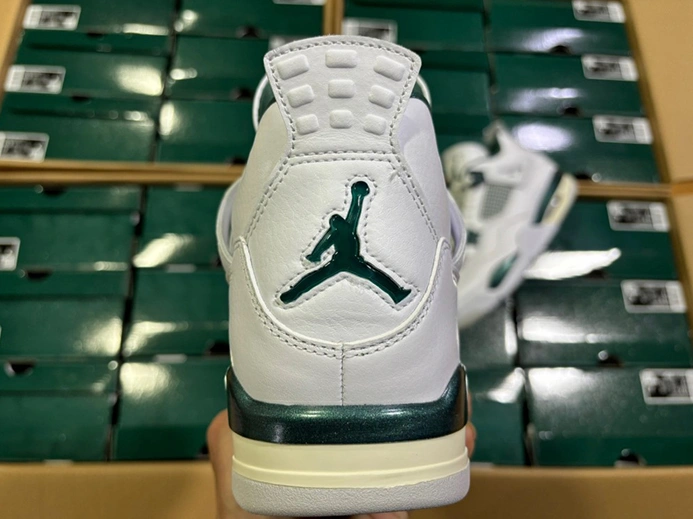 Marked-down Air Jordan 4 “Oxidized Green” FQ8138-103 Durable 3140
