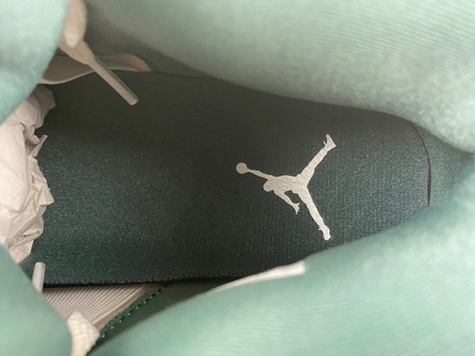 Marked-down Air Jordan 4 “Oxidized Green” FQ8138-103 Durable 3140