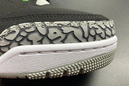 Replica Air Jordan Retro 3 Pine Green CT8532-030 StreetReady 2222