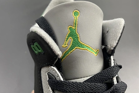 Replica Air Jordan Retro 3 Pine Green CT8532-030 StreetReady 2222