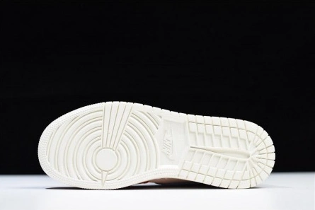 Inspired design Aleali May Air Jordan 1 Viotech Fur Tongues BV2613-600 EasyMatch 7238