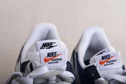 Wallet-friendly AllSeason 2595 Sacai x Nike BV0073 401