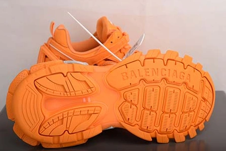 AllSeason 446 Balenciaga Track 2  568615 W2GN5 5817