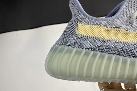 Marked-down AllSeason 8255 adidas Yeezy Boost 350 V2 GY7657
