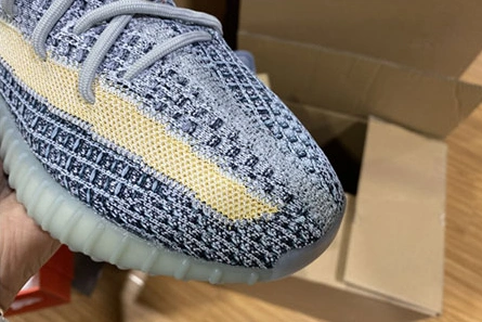 Marked-down AllSeason 8255 adidas Yeezy Boost 350 V2 GY7657