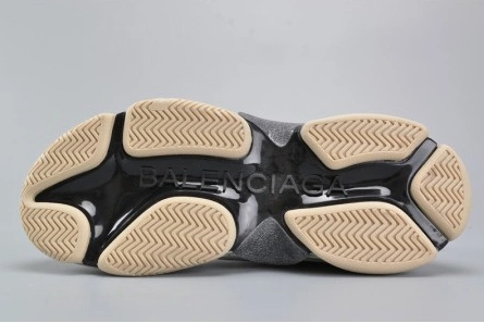 Master copy BALENCIAGA 17FW TRIPLE S WASHED SHOW SNEA GREY  MENS AED2900 Flexible 3587