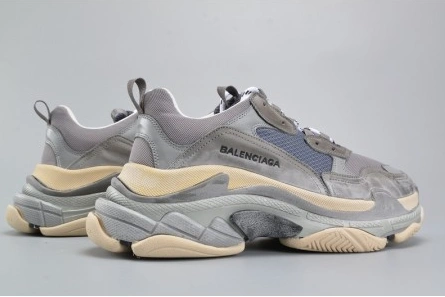 Master copy BALENCIAGA 17FW TRIPLE S WASHED SHOW SNEA GREY  MENS AED2900 Flexible 3587