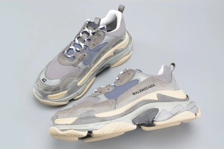 Master copy BALENCIAGA 17FW TRIPLE S WASHED SHOW SNEA GREY  MENS AED2900 Flexible 3587