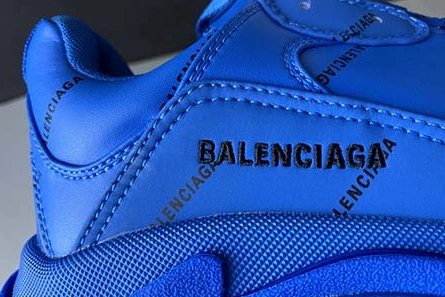 Accessible luxury BALENCIAGA TRAINERS TRACK 2.0 BLUE 52023 W2FR5 3033 Sophisticated 2414