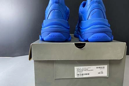 Accessible luxury BALENCIAGA TRAINERS TRACK 2.0 BLUE 52023 W2FR5 3033 Sophisticated 2414