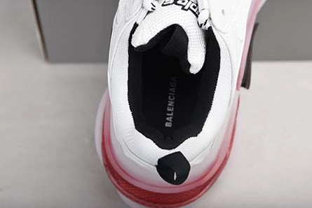 BALENCIAGE TRIPLE S TRAINER 0825 W09O1 Elegant 7155