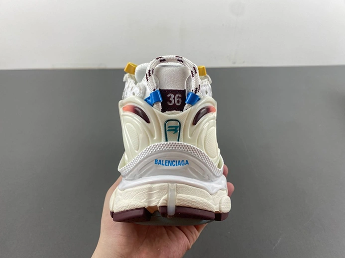 Parallel design Balenciaga Runner 772774-W3RNY-0326 Lightweight 7521