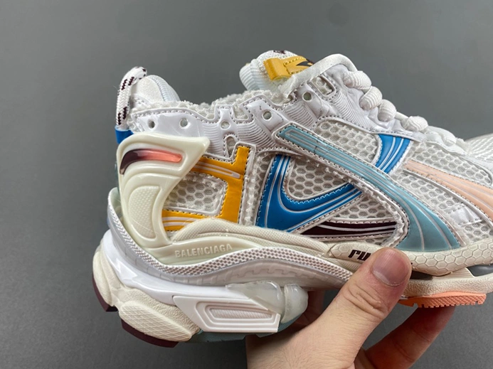 Parallel design Balenciaga Runner 772774-W3RNY-0326 Lightweight 7521