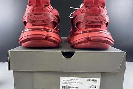 Clearance-priced Balenciaga Track 3.0 542023 W2LA1 6000 EyeCatching 2938