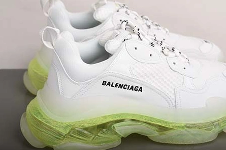 Designer inspired Balenciaga Triple S Black Sneaker 5443551 W09O1 0828 Cozy 899