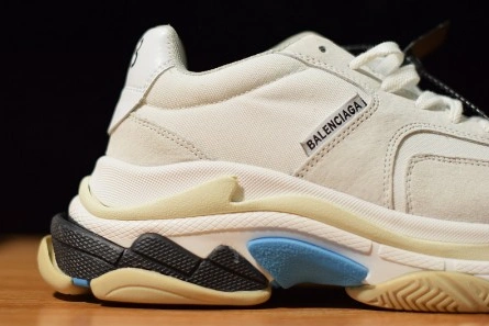 Value-driven Balenciaga Triple S White Suede  500597 W0971 9000 Lightweight 6217