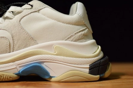 Value-driven Balenciaga Triple S White Suede  500597 W0971 9000 Lightweight 6217