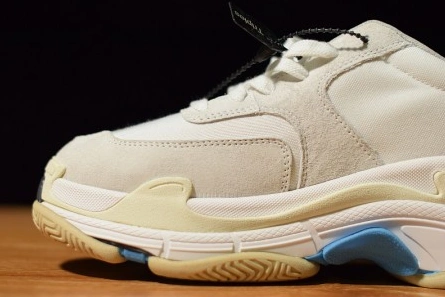 Value-driven Balenciaga Triple S White Suede  500597 W0971 9000 Lightweight 6217